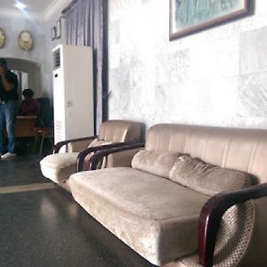 Room In Lodge - Grand Serene Hotel-Ibadan